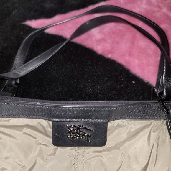 Authentic Burberry Large Nylon Tote Shoulderbag - Picture 6 of 6